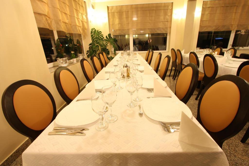 Hotel Crisalpin Пояна Брашов Екстериор снимка